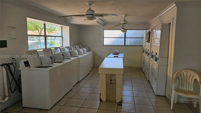 17255 SW 95th Ave 211, Palmetto Bay, FL 33157