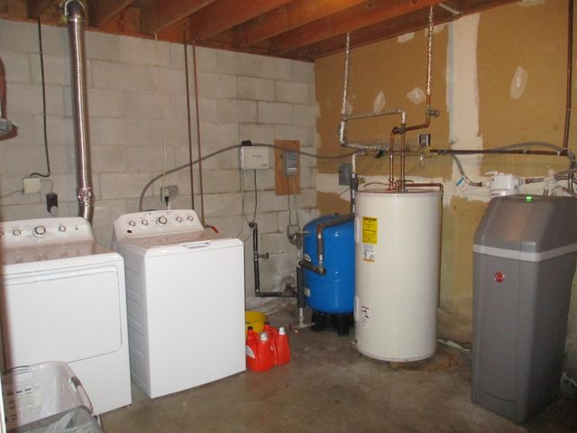 2474 N Jebavy Drive, Ludington, MI 49431