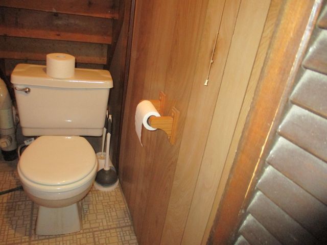 2474 N Jebavy Drive, Ludington, MI 49431