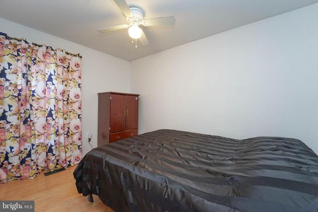 5807 BURGUNDY ST, Capitol Heights, MD 20743