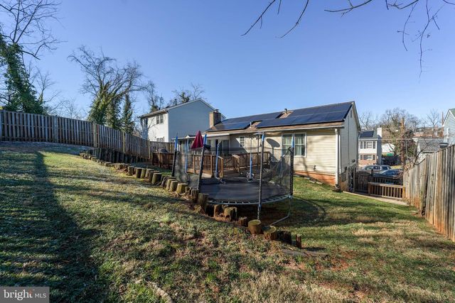 5807 BURGUNDY ST, Capitol Heights, MD 20743