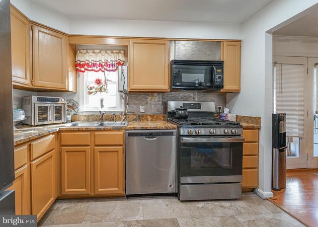 5807 BURGUNDY ST, Capitol Heights, MD 20743