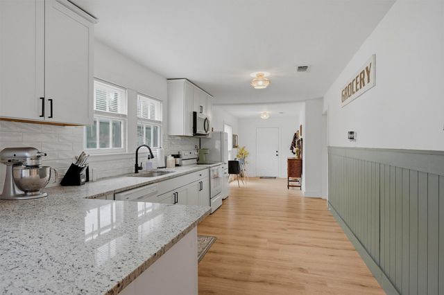 1032 N Lockhart Street, Sherman, TX 75092