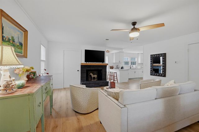 1032 N Lockhart Street, Sherman, TX 75092