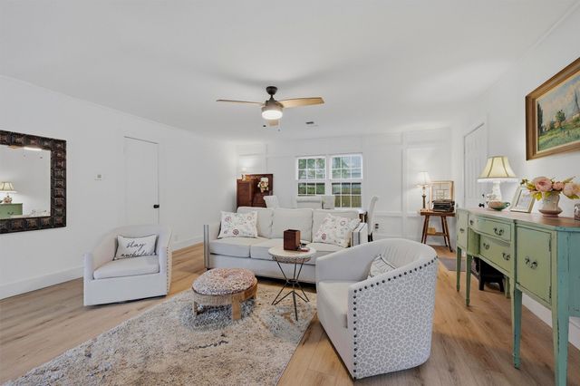 1032 N Lockhart Street, Sherman, TX 75092