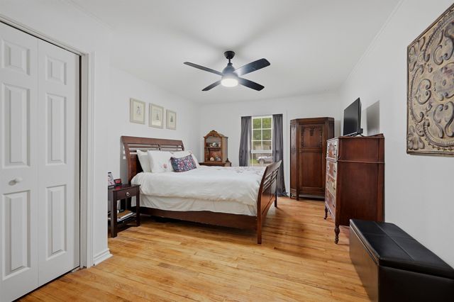 1032 N Lockhart Street, Sherman, TX 75092