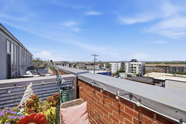 926 Woodland St Unit 404, Nashville, TN 37206