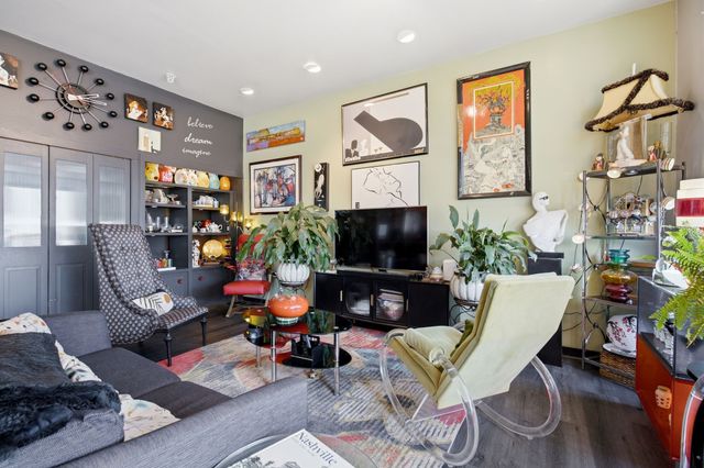 926 Woodland St Unit 404, Nashville, TN 37206
