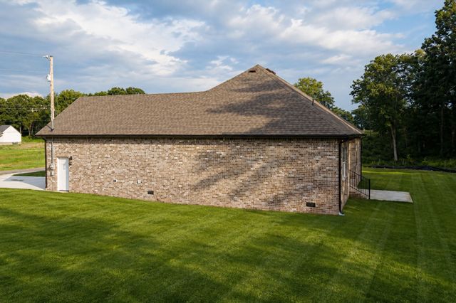 118 Stonebrook Dr, Shelbyville, TN 37160