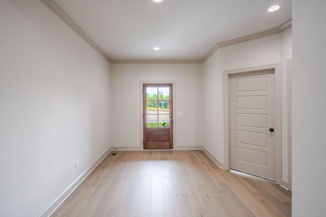 118 Stonebrook Dr, Shelbyville, TN 37160