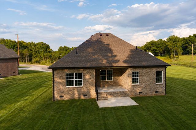 118 Stonebrook Dr, Shelbyville, TN 37160