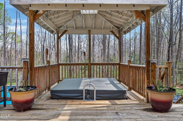 228 Tamworth Drive, Willow Springs, NC 27592