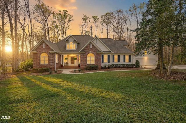 228 Tamworth Drive, Willow Springs, NC 27592