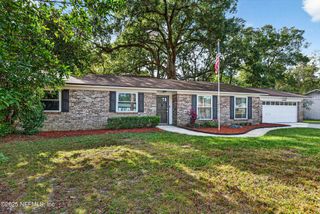 13808 SPANISH POINT Drive, Jacksonville, FL 32225