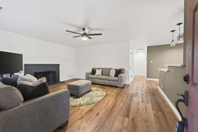 515 W Dunne Avenue, Morgan Hill, CA 95037