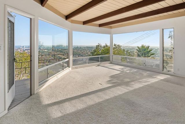 3121 Udall St, San Diego, CA 92106