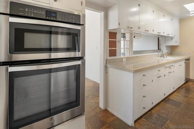 3121 Udall St, San Diego, CA 92106