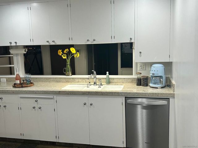 3121 Udall St, San Diego, CA 92106