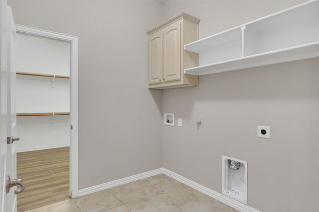 125 Gill Point Lane, Aledo, TX 76008