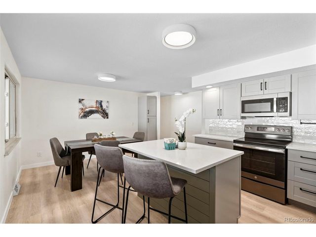 6761 Harlan St, Arvada, CO 80003