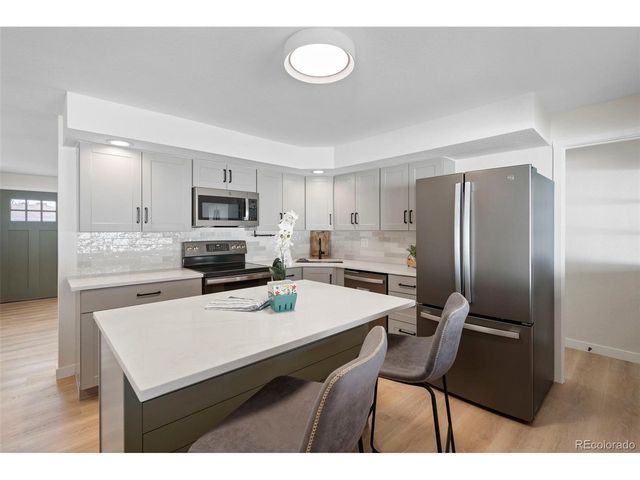 6761 Harlan St, Arvada, CO 80003