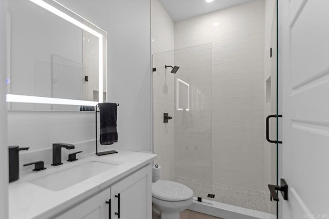 7509 S Shoreline, Benton, AR 72019