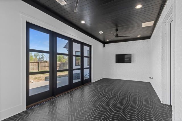 7509 S Shoreline, Benton, AR 72019