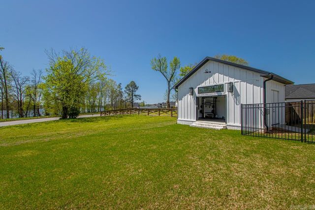 7509 S Shoreline, Benton, AR 72019