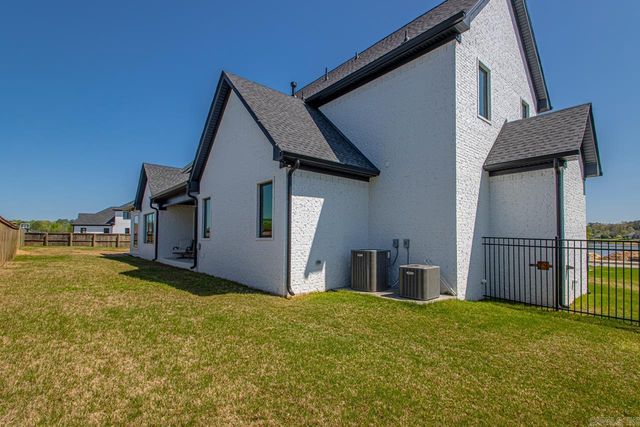 7509 S Shoreline, Benton, AR 72019