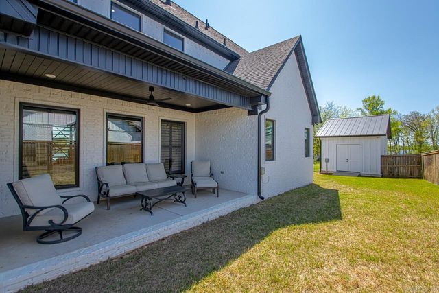 7509 S Shoreline, Benton, AR 72019