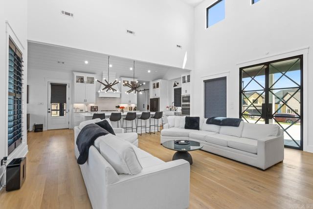 7509 S Shoreline, Benton, AR 72019