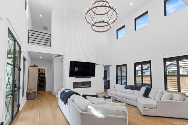 7509 S Shoreline, Benton, AR 72019