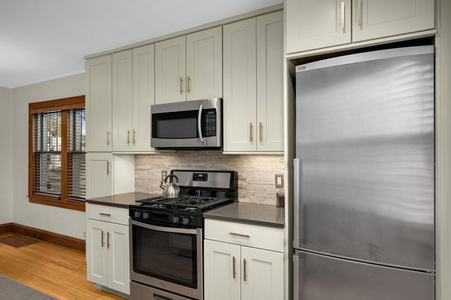 5312 14th Avenue S, Minneapolis, MN 55417