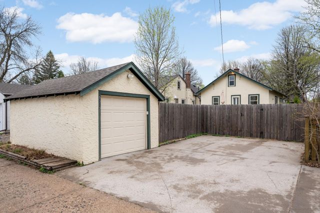 5312 14th Avenue S, Minneapolis, MN 55417