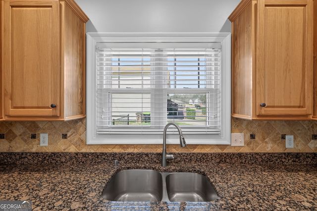 8967 Midlothian Court, Winston, GA 30187