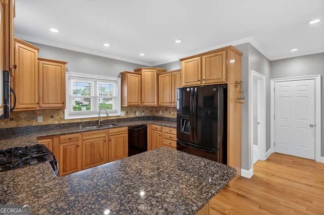 8967 Midlothian Court, Winston, GA 30187