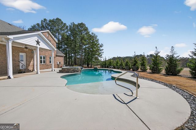 8967 Midlothian Court, Winston, GA 30187
