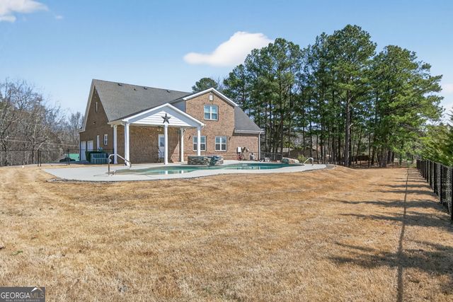 8967 Midlothian Court, Winston, GA 30187