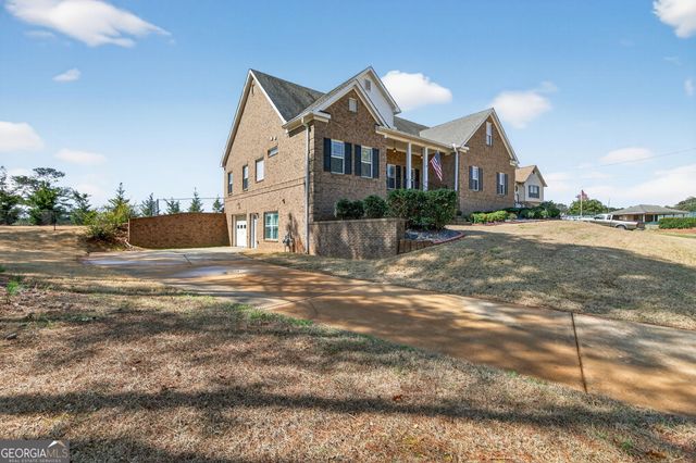 8967 Midlothian Court, Winston, GA 30187