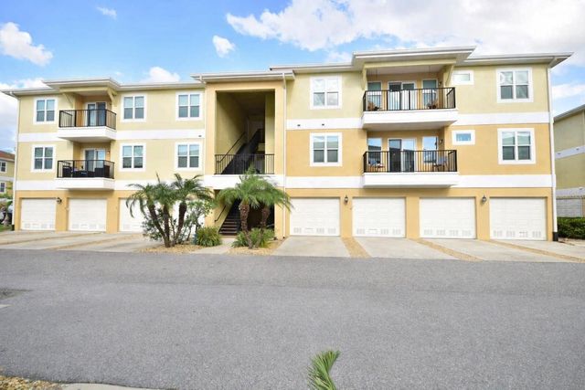 6420 BANYAN BOULEVARD 303, New Port Richey, FL 34652