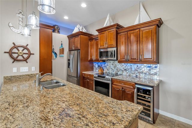 6420 BANYAN BOULEVARD 303, New Port Richey, FL 34652