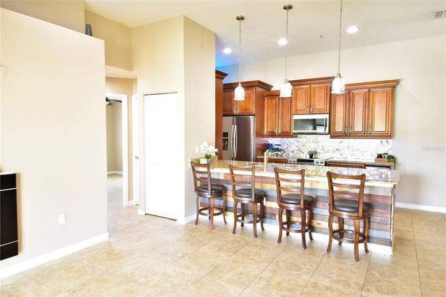 6420 BANYAN BOULEVARD 303, New Port Richey, FL 34652