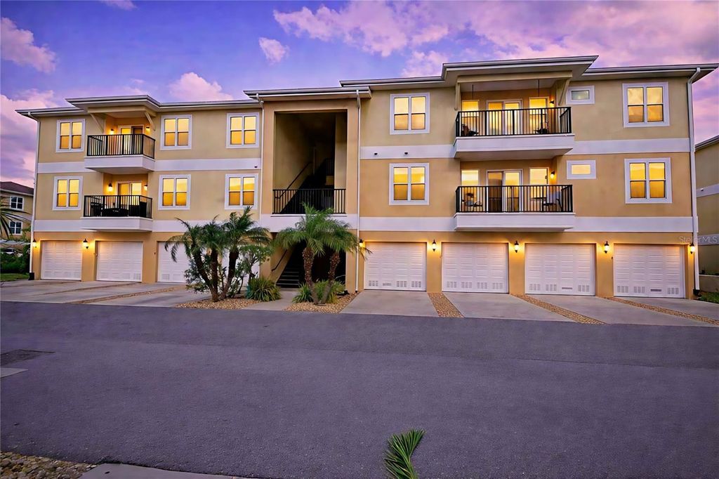 6420 BANYAN BOULEVARD 303, New Port Richey, FL 34652