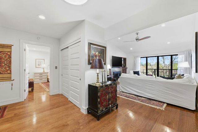 8418 Chenin Blanc, San Jose, CA 95135