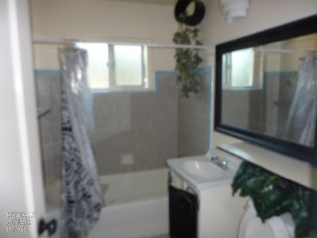 2817 W Alpine Ave, Stockton, CA 95204
