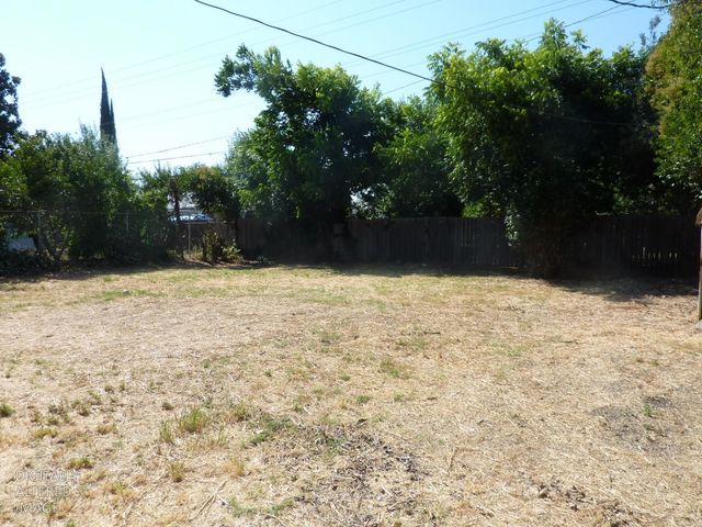 2817 W Alpine Ave, Stockton, CA 95204
