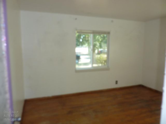 2817 W Alpine Ave, Stockton, CA 95204