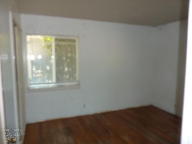 2817 W Alpine Ave, Stockton, CA 95204