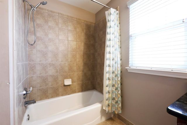 11716 Weingartz East Street, Utica, MI 48315