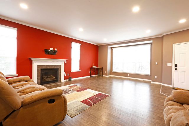 11716 Weingartz East Street, Utica, MI 48315